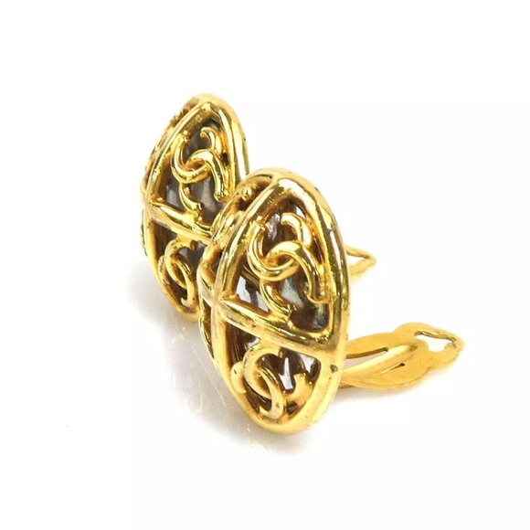 CHANEL Vintage CC Logo Clip on Earrings Gold/Silver Metal - Picture 2 of 7